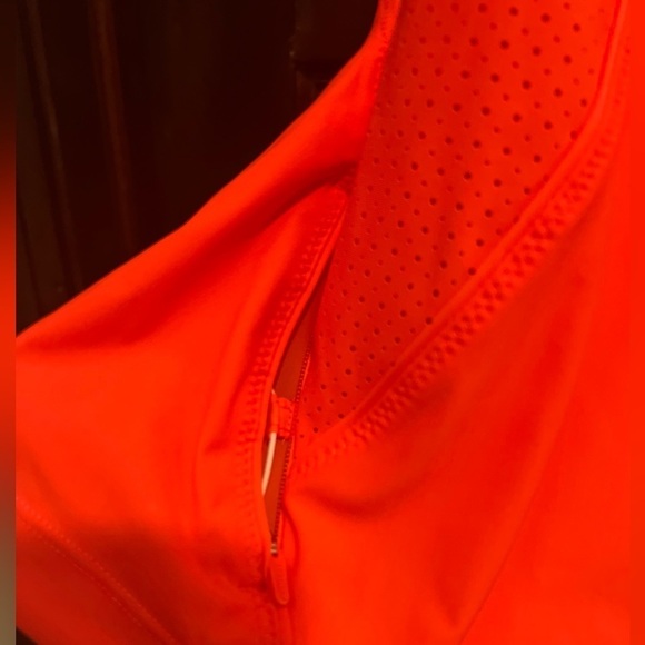 Athleta Pacifica II Tee NWT swim shell rashguard - Picture 8 of 8